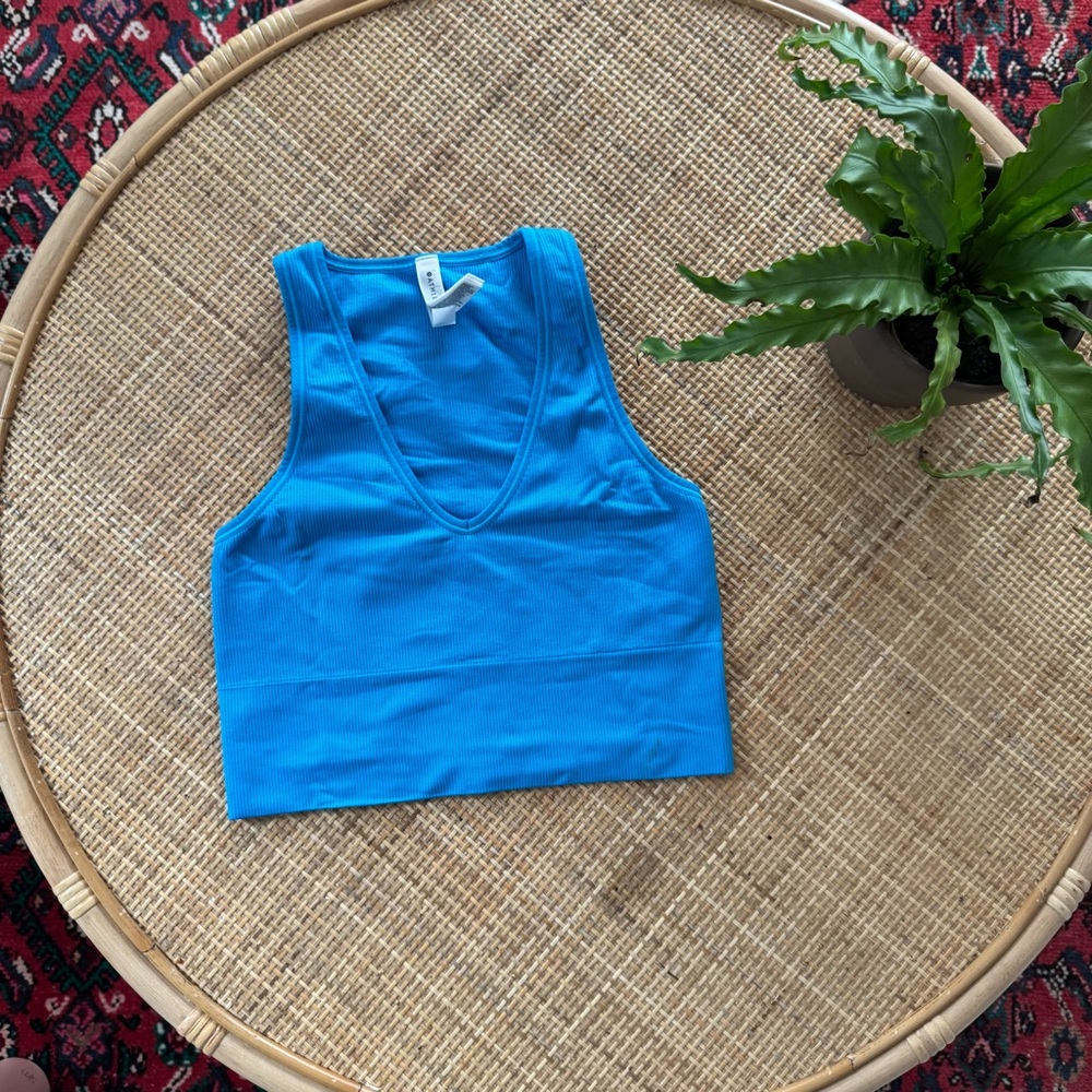 Athleta Aurora Crop Rib Tank in Santorini Blue Size Sm